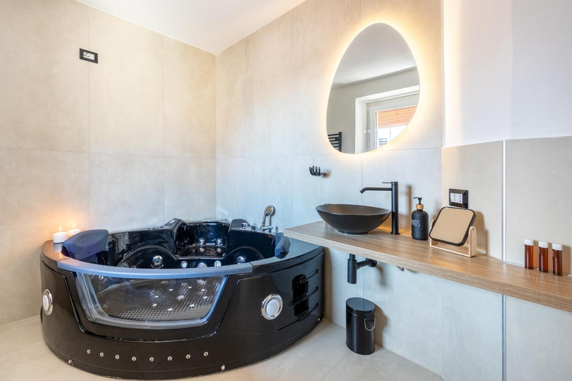 Lusso E Design, Appartamento 6 Minuti Aeroporto Orio Al Serio 세리아테 외부 사진